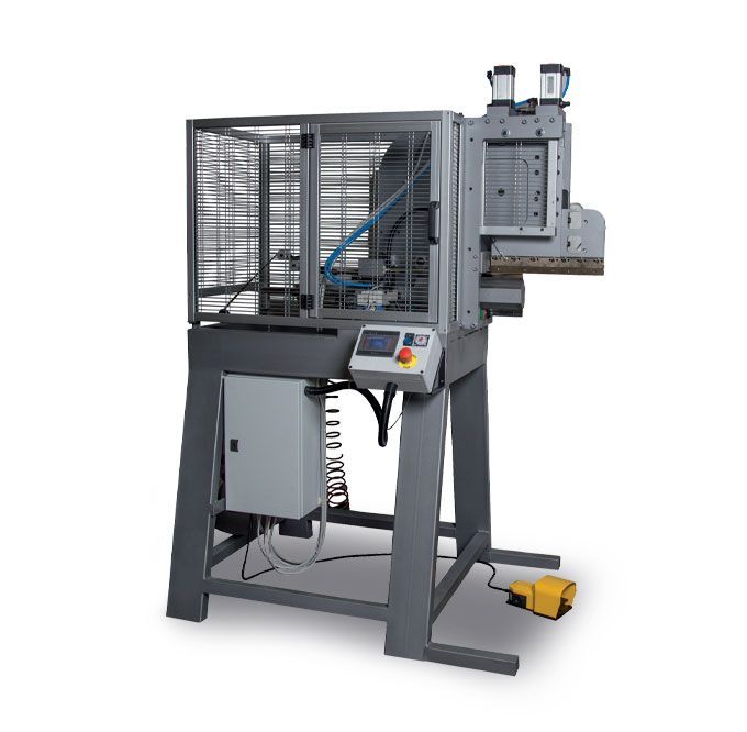 Rosselli Srl produce per gli scatolifici la cucitrice ad angolo MR 20-30